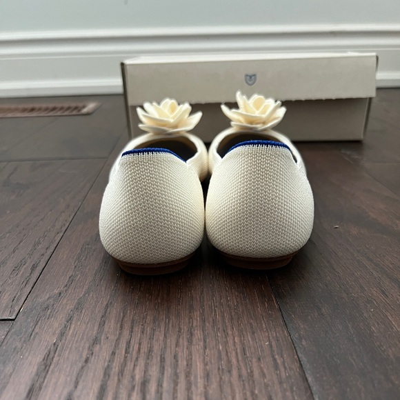 NIB Women’s Rothy’s The Petal Square in Love Bird 7 - Picture 6 of 8